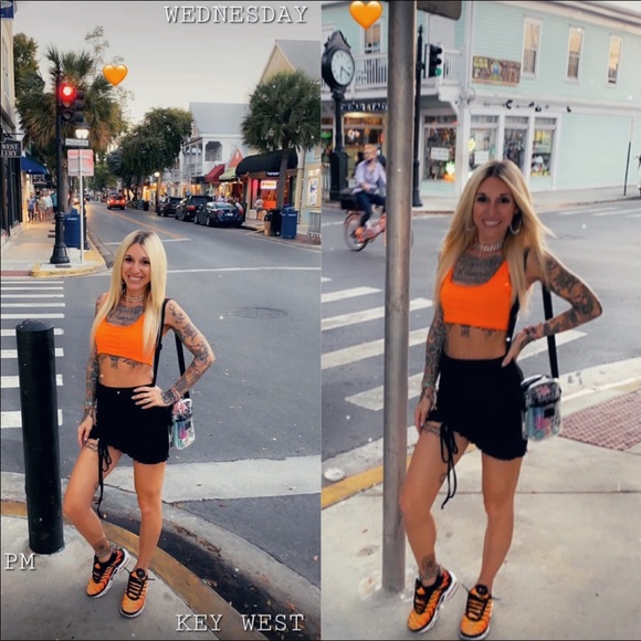 Meet your Posher, Cortney Divine💕 - Picture 3 of 17